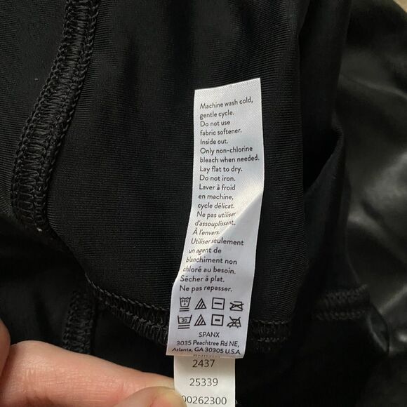 SPANX Black Faux Leather Coated Compression Legging Size Medium - Picture 11 of 12